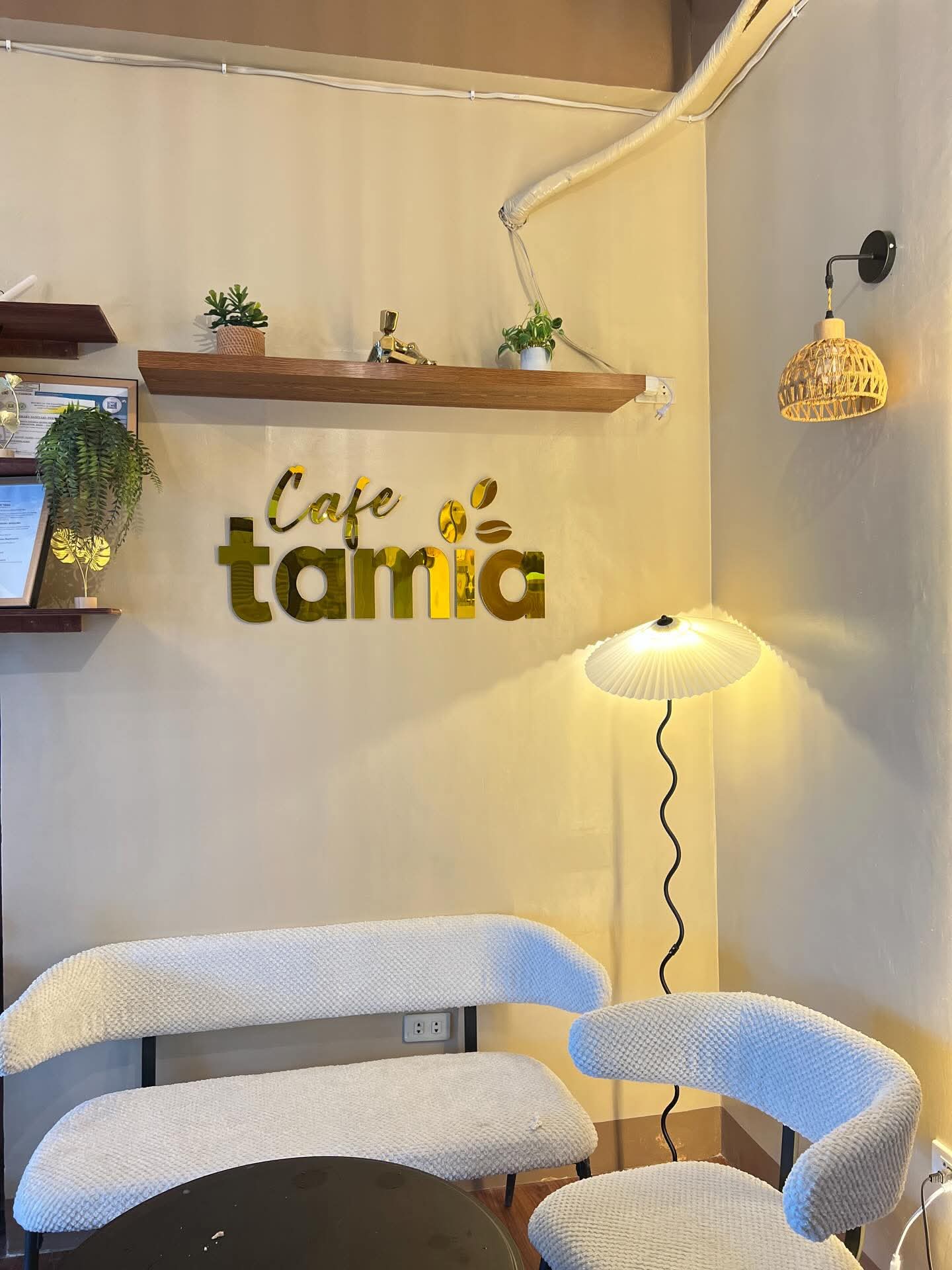 Cafe Interior 4